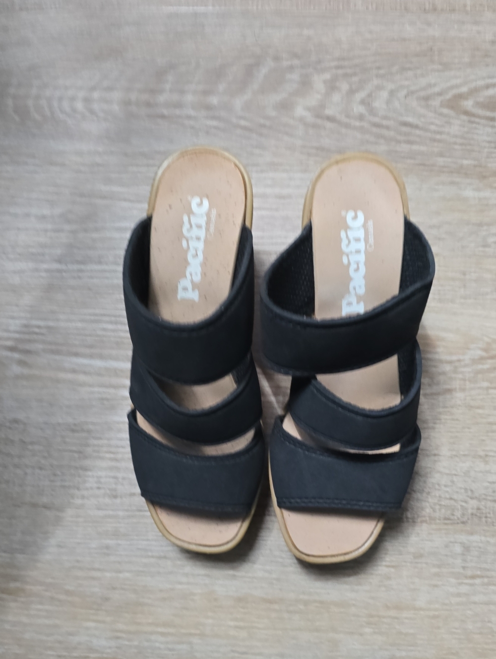 Pacifica Women's Black Strappy Slide Sandals 6M